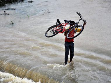 Cyclone Phailin: Parties demand release of 5,000 crore for rehabilitation Cyclone Phailin: Parties demand release of 5,000 crore for rehabilitation