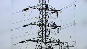 Kejriwal orders 50% cut in power tariffs for lower slabs