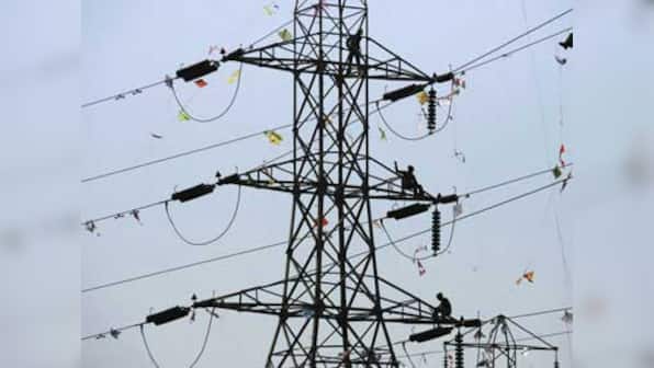 Kejriwal orders 50% cut in power tariffs for lower slabs