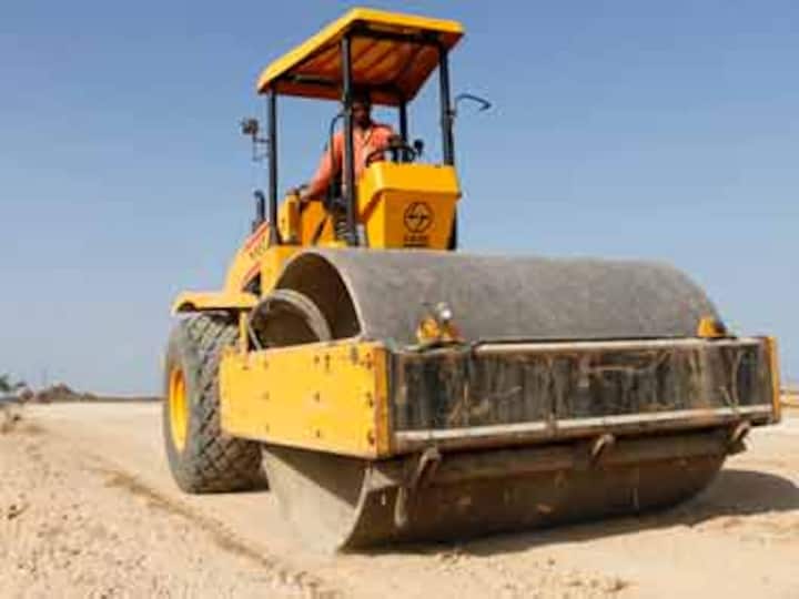 Centre clears Rs 1,912 cr of road projects in Bihar, Gujarat