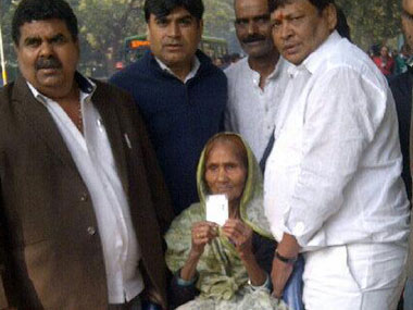 Delhi polls: 86-year-old votes despite no wheelchair to get her to booth Delhi polls: 86-year-old votes despite no wheelchair to get her to booth