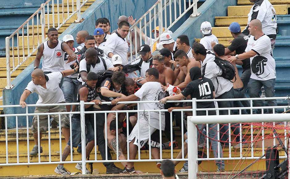 Photos: Rival soccer fans in in bloody clash in Brazil Photos: Rival soccer fans in in bloody clash in Brazil