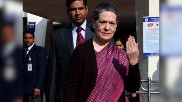 Delhi elections: Sonia votes, hopes for fourth term for Dikshit