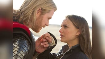 Chris Hemsworth's wife replaced Portman in Thor kissing scene