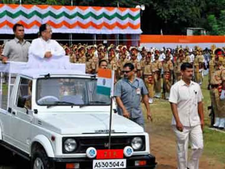 Execute schemes on time, give no lame excuses: Gogoi tells officials Execute schemes on time, give no lame excuses: Gogoi tells officials