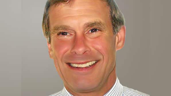 US intelligence advisor quits after being found as paid by Chinese firm