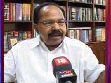 Petroleum minister Veerappa Moily takes over environment ministry Petroleum minister Veerappa Moily takes over environment ministry