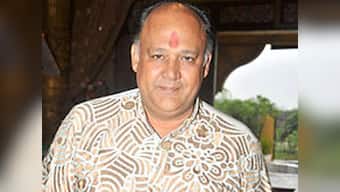 Alok Nath booked for rape by Mumbai police following FIR filed by writer-producer