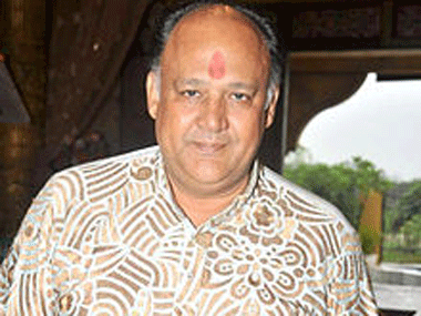 Alok Nath's lawyer refutes sexual harassment allegations, plans to file defamation suit against Vinta Nanda Alok Nath's lawyer refutes sexual harassment allegations, plans to file defamation suit against Vinta Nanda