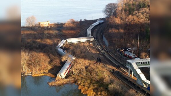 Engineer was in 'hypnosis-like daze' before Bronx train derailment