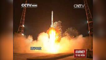 China successfully launches unmanned lunar probe Chang'e-3