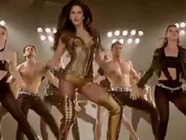 A screengrab of Katrina Kaif from the song Dhoom Machale. 