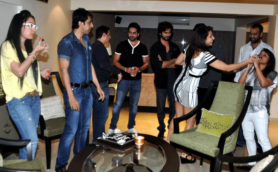 While actor Sanjay Dutt was granted parole for a month after he filed an application citing his wife's illness, his wife Maanyata was spotted partying with Shahid Kapoor and Ayushmann Khurrana on Thursday. 