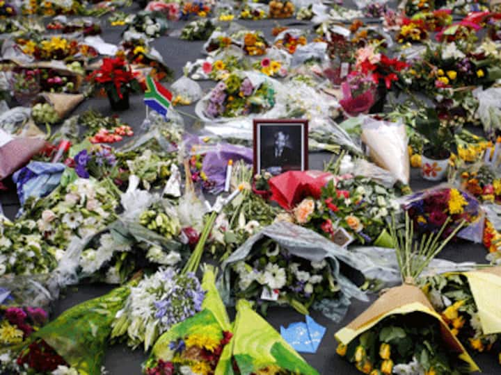 South Africans hold day of prayer for Mandela