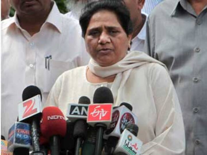 Mayawati criticises Uttar Pradesh for bulldozing relief camps