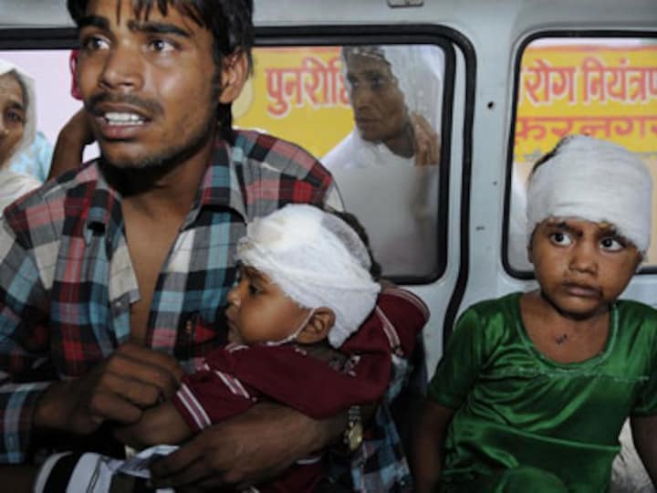 Muzaffarnagar: 420 riot victims shifted to concrete buildings from tents