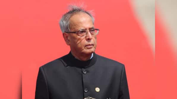 Pranab Mukherjee reaches Johannesburg to attend Mandela's funeral