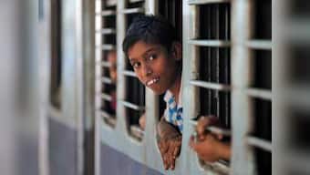 Goutami Express leaves station without its second class coach