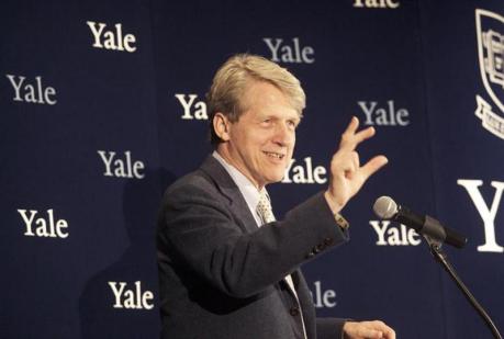 Nobel-winning economist Robert Shiller warns of US stock market bubble Nobel-winning economist Robert Shiller warns of US stock market bubble