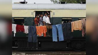 Train schedule goes haywire due to heavy fog