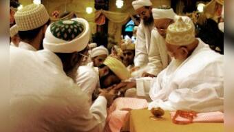 Dawoodi Bohra community's spiritual head dies at 102