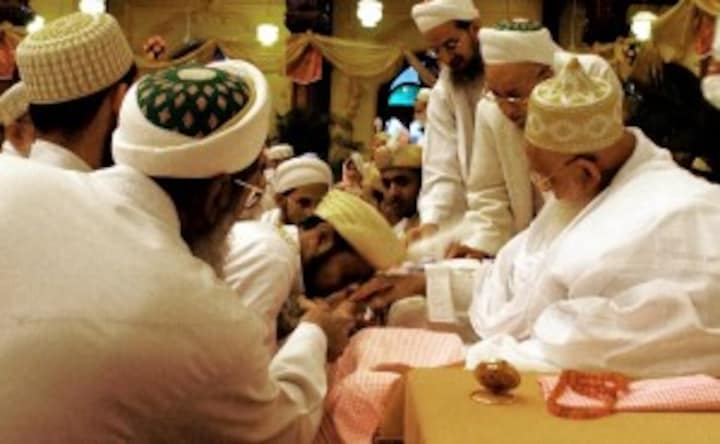 Dawoodi Bohra community's spiritual head dies at 102