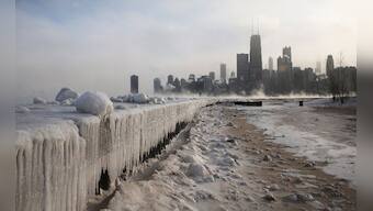 Photos: Hell hasn't frozen over, but Chicago certainly has