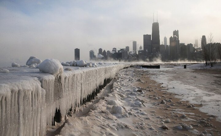 Photos: Hell hasn't frozen over, but Chicago certainly has
