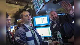 Best Buy, financials knock Wall Street off new high