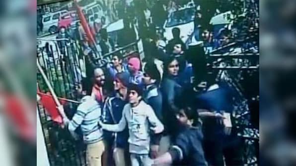 Hindu extremists attack AAP office over Bhushan's J&K view