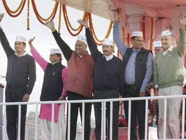 AAP ministers, except Kejriwal given, given Toyota Innovas as perks