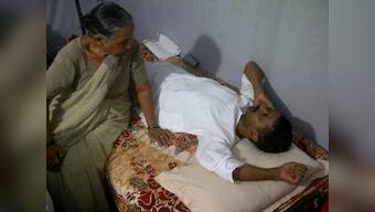 After two-day dharna, Kejriwal unwell, undergoing tests at hospital 