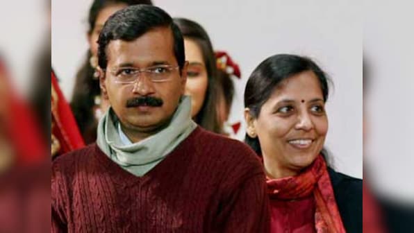 After 'janta darbar' chaos, Kejriwal seeks complaints online