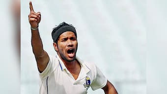 Ranji Trophy roundup: Ashok Dinda's fiery spell ignites qualification hopes for Bengal; Delhi in control against Hyderabad