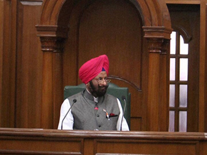 On day one, Delhi Assembly Speaker MS Dhir faces tough time managing House