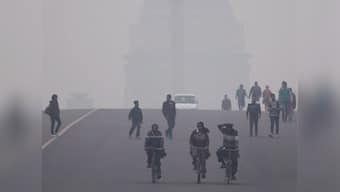 Delhi fog leads to chaos in Lucknow airport due to redirected flights