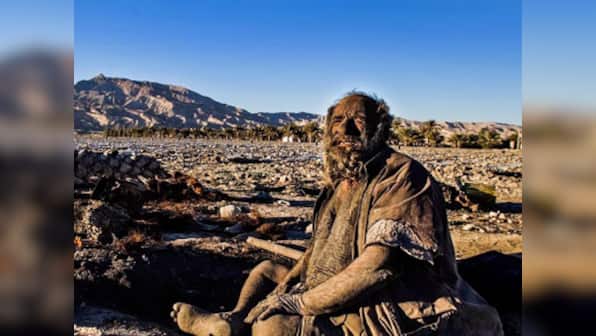 No bath for 60 yrs: Iranian beats Indian to become world's smelliest man