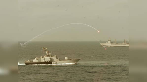  Navy pilots to learn landing, taking off from aircraft carrier