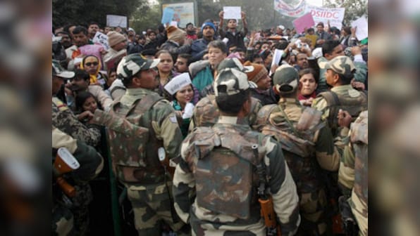 Delhi police says better planning needed after Kejriwal's darbar chaos