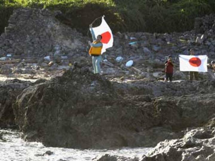 China threatens 'firm response' as Japan island tensions grow