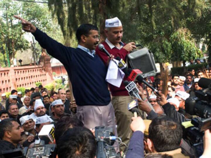 Delhi police file FIR against AAP agitation, Kejriwal not named