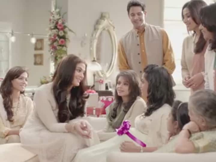 LifeCell and Aishwarya urge mothers to give their babies 'The Gift'