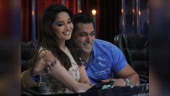 UP govt keeps media out of Madhuri-Salman Saifai event