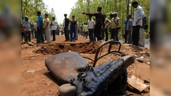 Multiple IED blasts by Naxals in Jharkhand injures 12 security personnel 