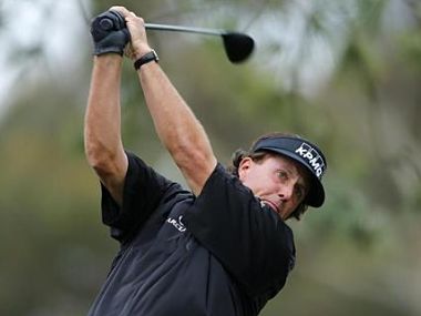 Mickelson plans to unleash "a whole different weapon" in 2014 Mickelson plans to unleash "a whole different weapon" in 2014