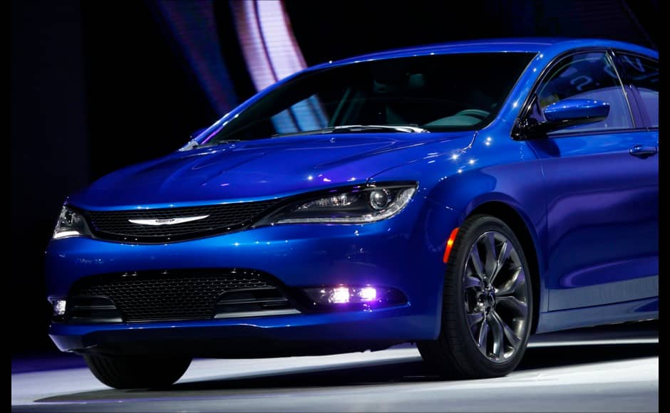 The new Chrysler 200 S sedan is unveiled during the press preview day of the North American International Auto Show in Detroit, Michigan January 13, 2014. REUTERS