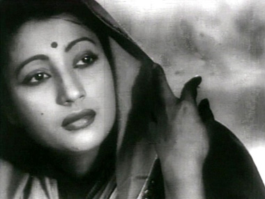 An actor par excellence: Indian film industry pays rich tributes to Suchitra Sen An actor par excellence: Indian film industry pays rich tributes to Suchitra Sen