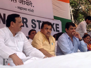 Cong asks Maharashtra govt to provide food subsidies to APL card holders Cong asks Maharashtra govt to provide food subsidies to APL card holders