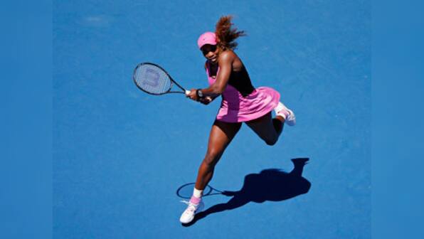 Serena decimates Hantuchova to march into Aus Open 4th round