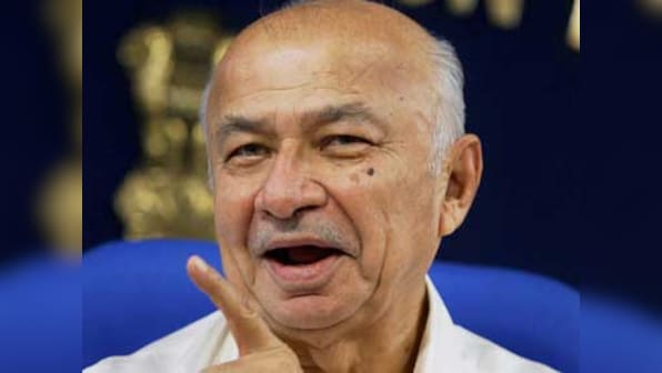 Kejriwal is a 'mad' chief minister, says Sushilkumar Shinde